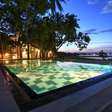 Jade Green Hotel Хамбантота Экстерьер фото