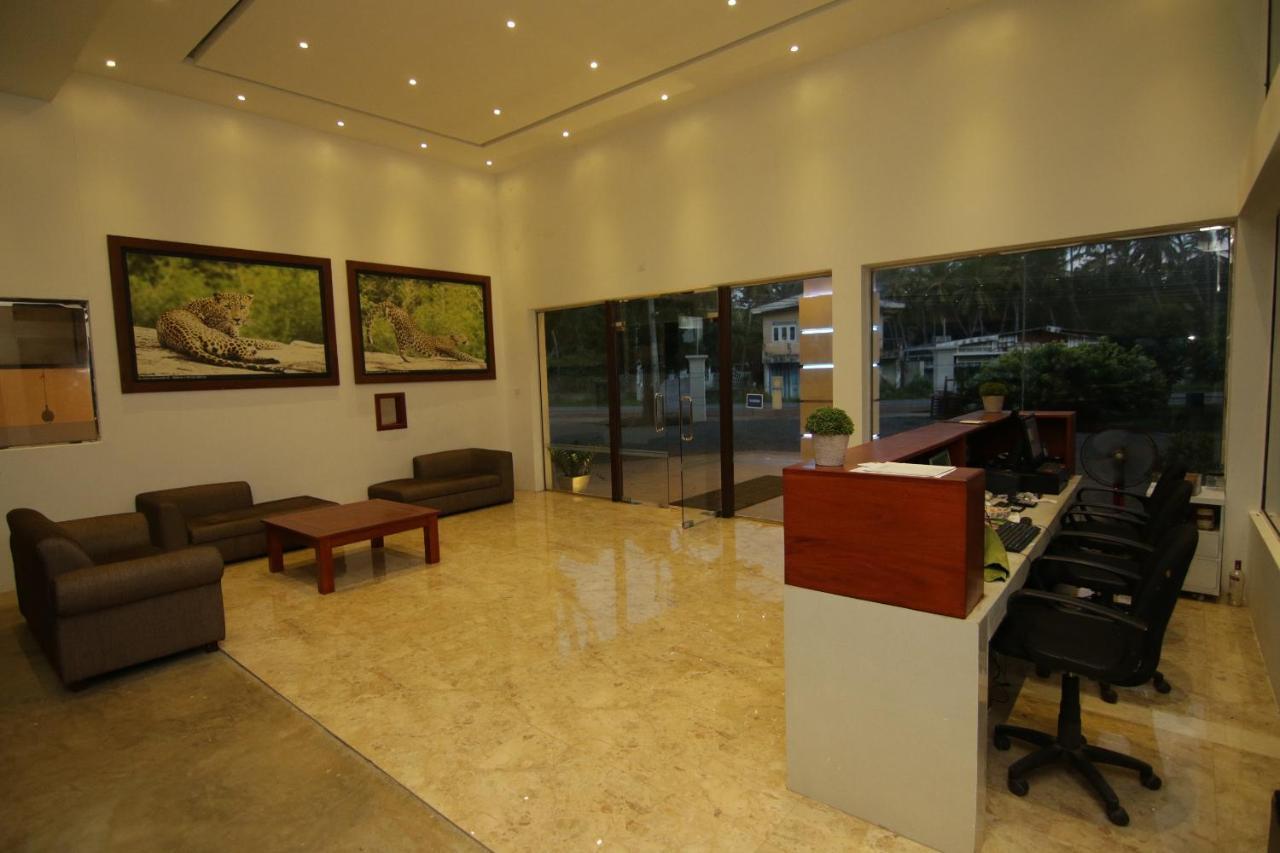 Jade Green Hotel Хамбантота Экстерьер фото