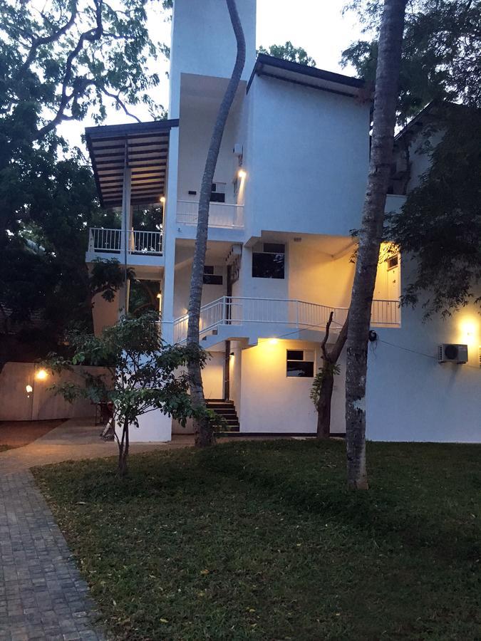 Jade Green Hotel Хамбантота Экстерьер фото