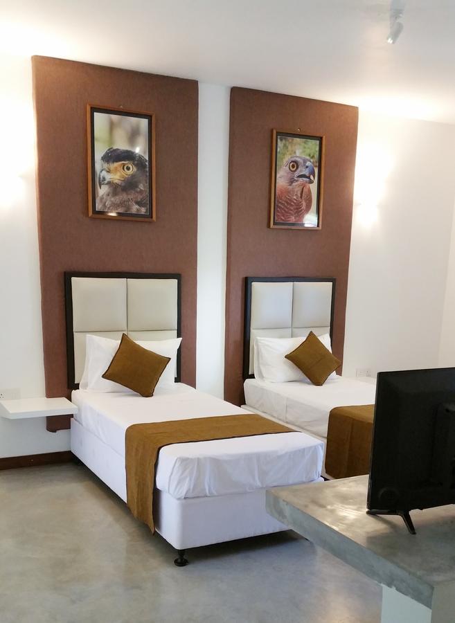 Jade Green Hotel Хамбантота Экстерьер фото