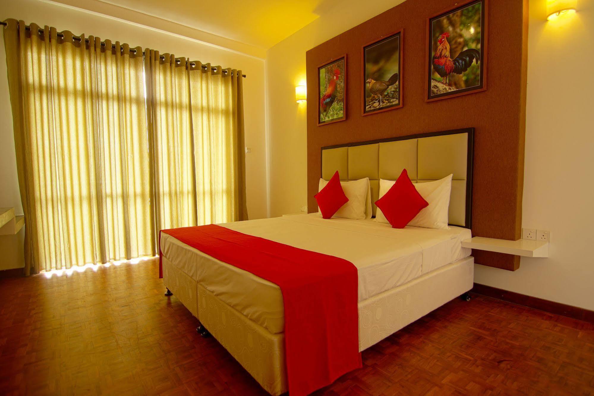 Jade Green Hotel Хамбантота Экстерьер фото