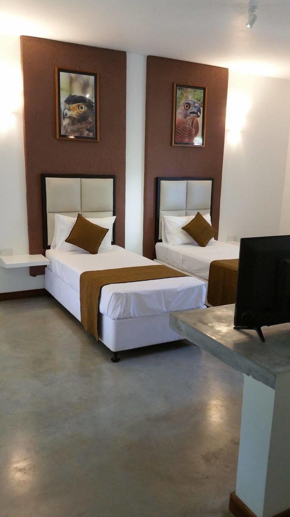 Jade Green Hotel Хамбантота Экстерьер фото